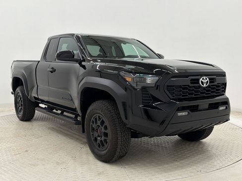 Used 2024 Toyota Tacoma PreRunner w/ TRD Prerunner Upgrade Package RWD image 7