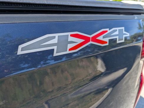 Used 2023 Chevrolet Silverado 1500 LT image 11