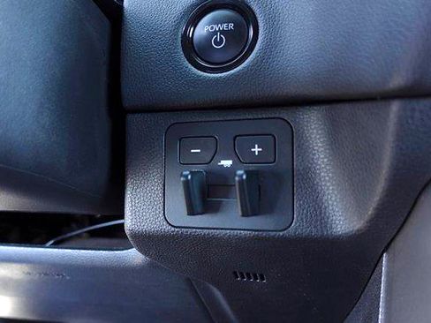 Certified 2025 Toyota Sequoia SR5 AWD/4WD image 21