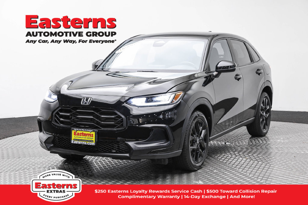 Used 2023 Honda HR-V Sport image 1