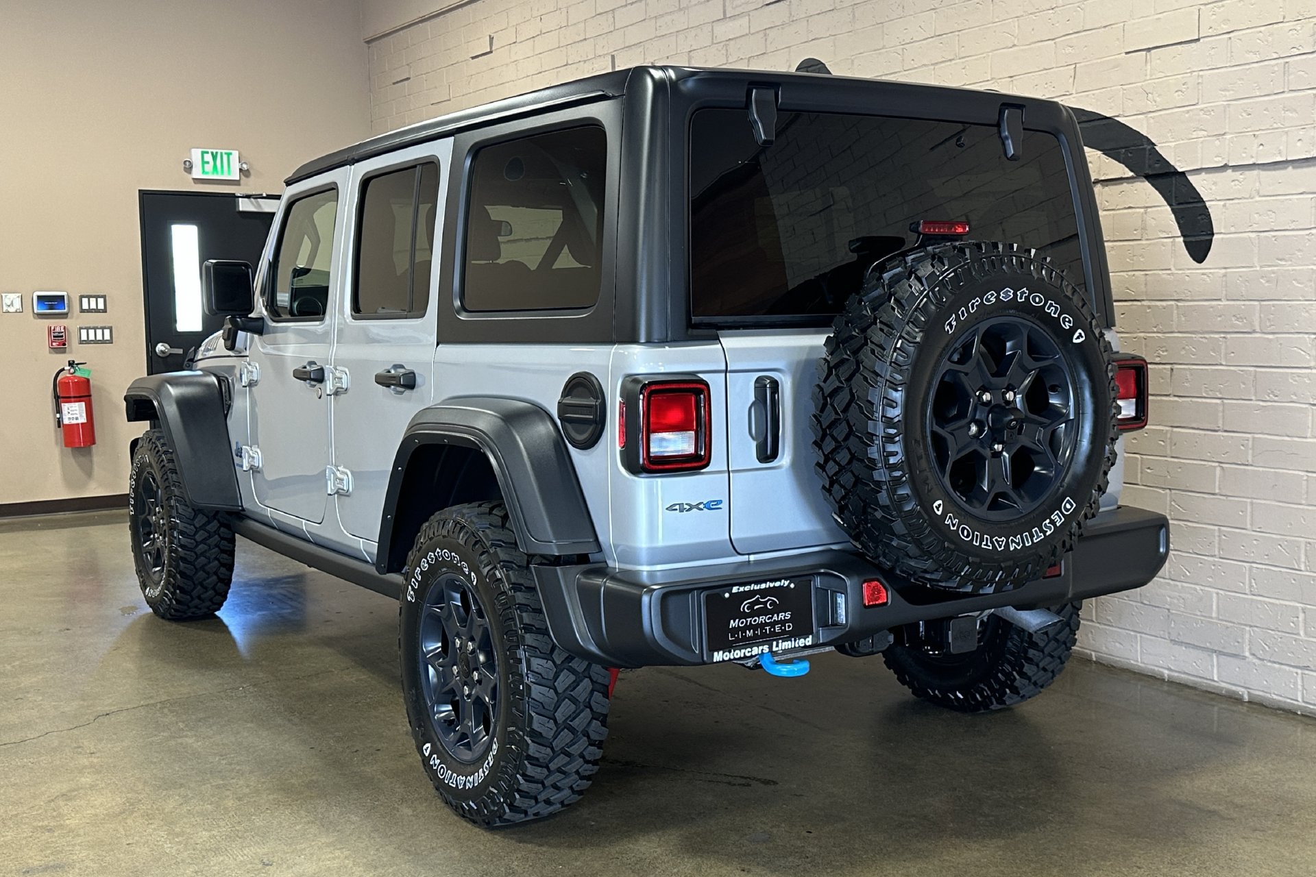 Used 2023 Jeep Wrangler Unlimited AWD/4WD image 7