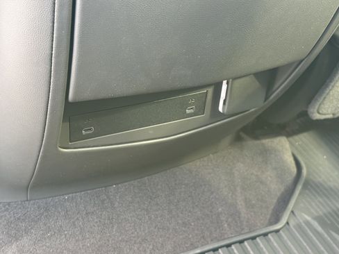 New 2026 Cadillac Escalade Luxury image 16