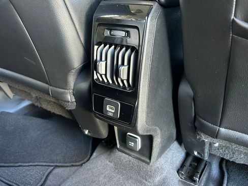 Certified 2022 Jeep Compass Limited image 39