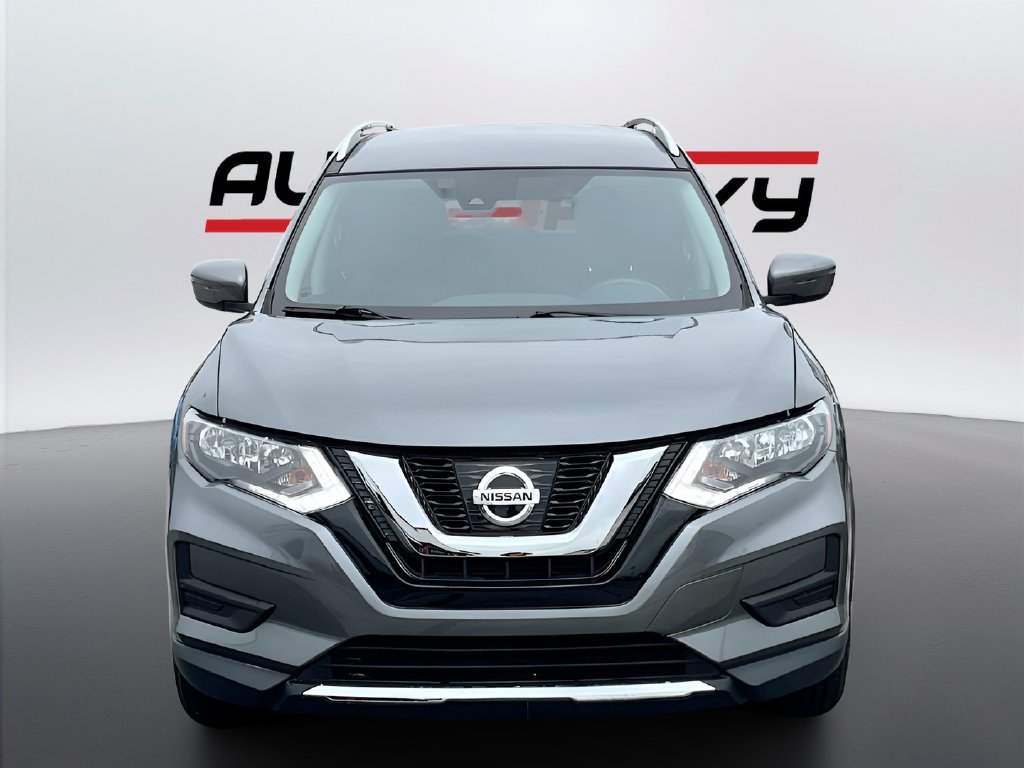 Used 2019 Nissan Rogue S w/ Special Edition Package AWD/4WD image 2