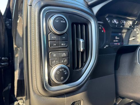 Used 2020 GMC Sierra 1500 Elevation w/ Elevation Value Package image 24