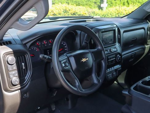 Used 2022 Chevrolet Silverado 1500 Custom AWD/4WD image 14