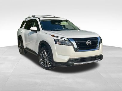 Certified 2025 Nissan Pathfinder SL w/ SL Premium Package