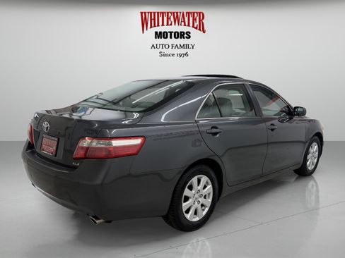 Used 2007 Toyota Camry XLE FWD image 4