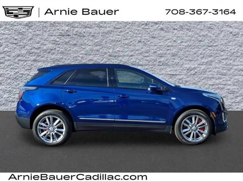 Certified 2025 Cadillac XT5 Sportv AWD/4WD image 4