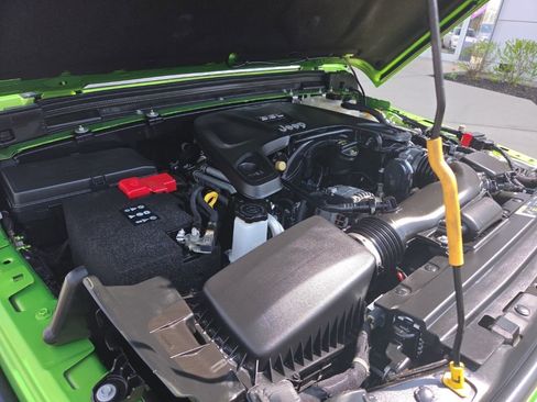 Used 2019 Jeep Wrangler Unlimited Sport S image 28