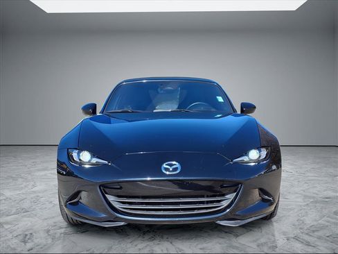 Used 2024 MAZDA MX-5 Miata Grand Touring w/ Weather Package image 2