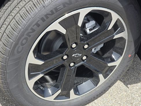 New 2026 Chevrolet Equinox LT AWD/4WD image 9