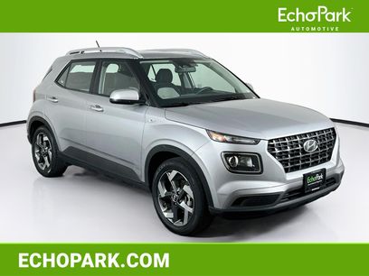 Used 2025 Hyundai Venue SEL