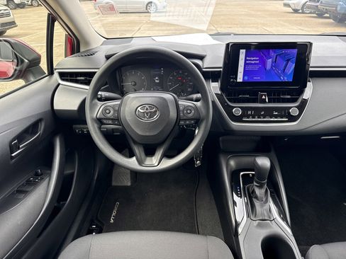 Used 2023 Toyota Corolla LE image 15