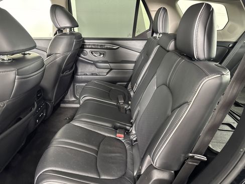 Certified 2023 Honda Pilot Elite image 22