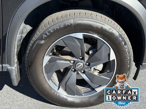 Used 2024 Nissan Rogue SV w/ SV Premium Package image 26