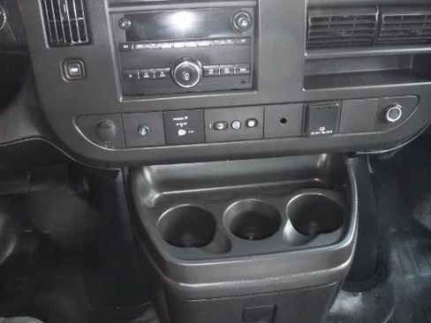 Used 2020 GMC Savana 2500 w/ Driver Convenience Package image 7