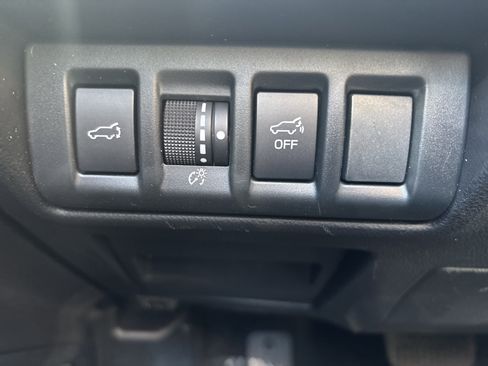 Used 2020 Subaru Outback Limited w/ Popular Package #2 image 17