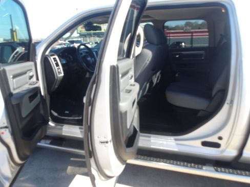 Used 2014 RAM 1500 Lone Star image 15