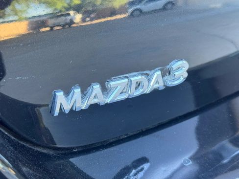 Used 2021 MAZDA MAZDA3 s FWD image 40