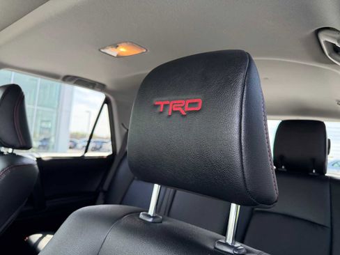 Used 2024 Toyota 4Runner TRD Off-Road Premium w/ Off Road Premium Plus Package AWD/4WD image 17