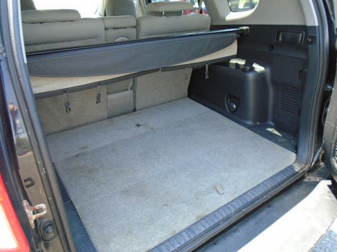 Used 2008 Toyota RAV4 Limited w/ Tow Prep Pkg FWD image 9
