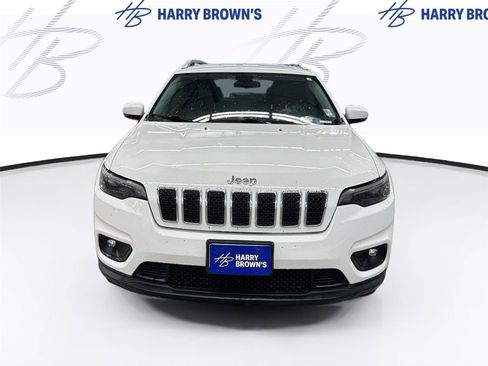 Used 2019 Jeep Cherokee Latitude Plus AWD/4WD image 6