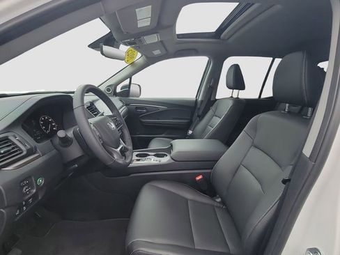 Used 2025 Honda Ridgeline RTL image 5