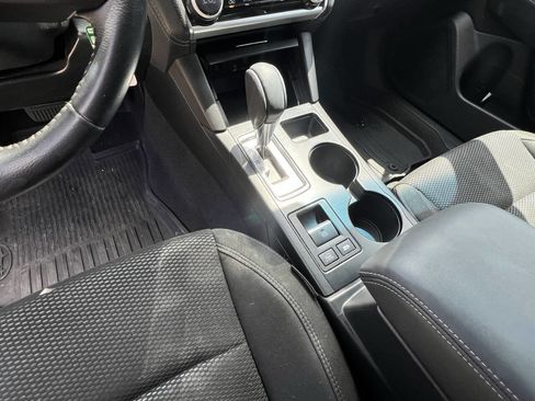 Used 2019 Subaru Outback 2.5i Premium w/ Popular Package #2 image 17