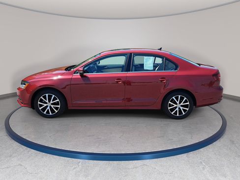 Used 2018 Volkswagen Jetta SE FWD image 8