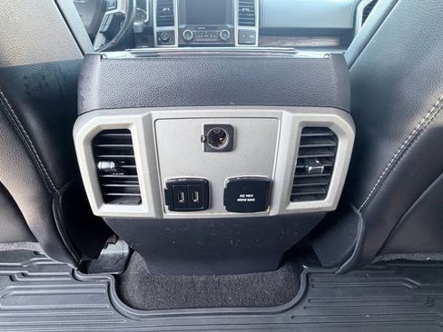 Used 2018 Ford F150 Lariat w/ Trailer Tow Package AWD/4WD image 29