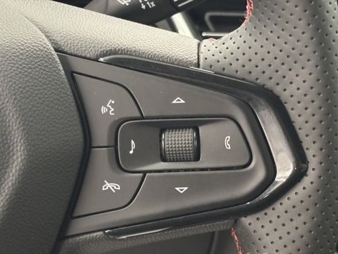 New 2026 Chevrolet Trax RS w/ Sunroof Package image 18