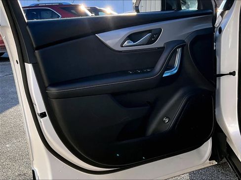 Used 2024 Chevrolet Blazer LT w/ Midnight/Sport Edition image 9