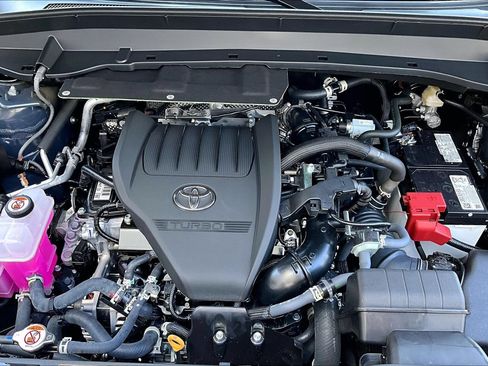 Used 2026 Toyota Grand Highlander AWD image 10