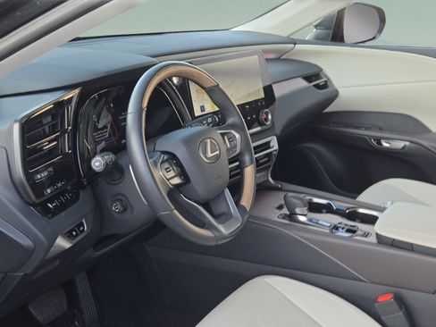 Used 2026 Lexus RX 350 Premium Plus w/ Accessory Package (Z1) FWD image 12