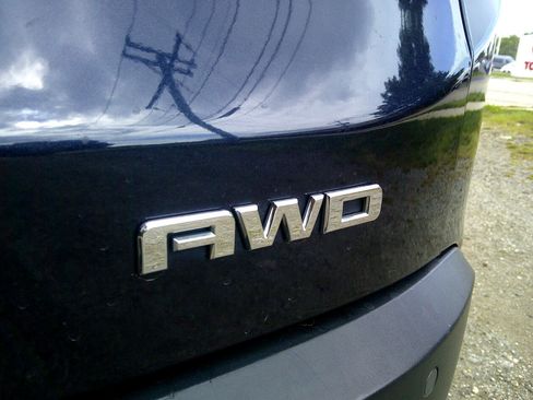 Used 2017 GMC Acadia SLT image 15