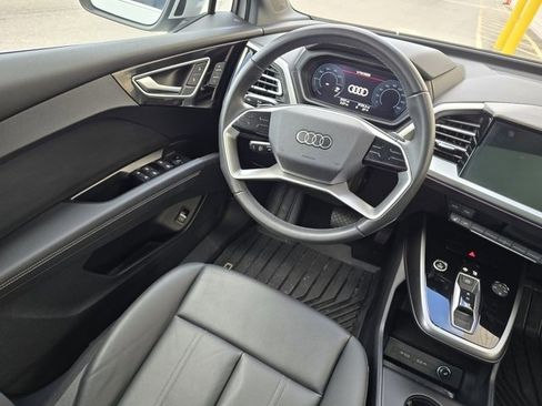 Used 2024 Audi Q4 e-tron Premium Plus w/ Premium Plus image 26