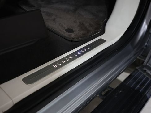 Used 2021 Lincoln Navigator L Black Label w/ Special Edition Package AWD/4WD image 34