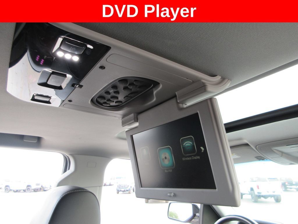 Used 2019 GMC Yukon SLT w/ Graphite Performance Edition AWD/4WD image 17