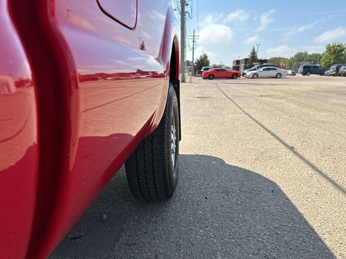 Used 2014 Ford F350 Lariat w/ Lariat Interior Package image 22