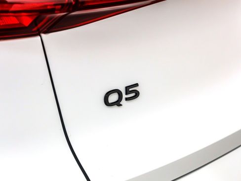 New 2025 Audi Q5 Premium Plus image 9
