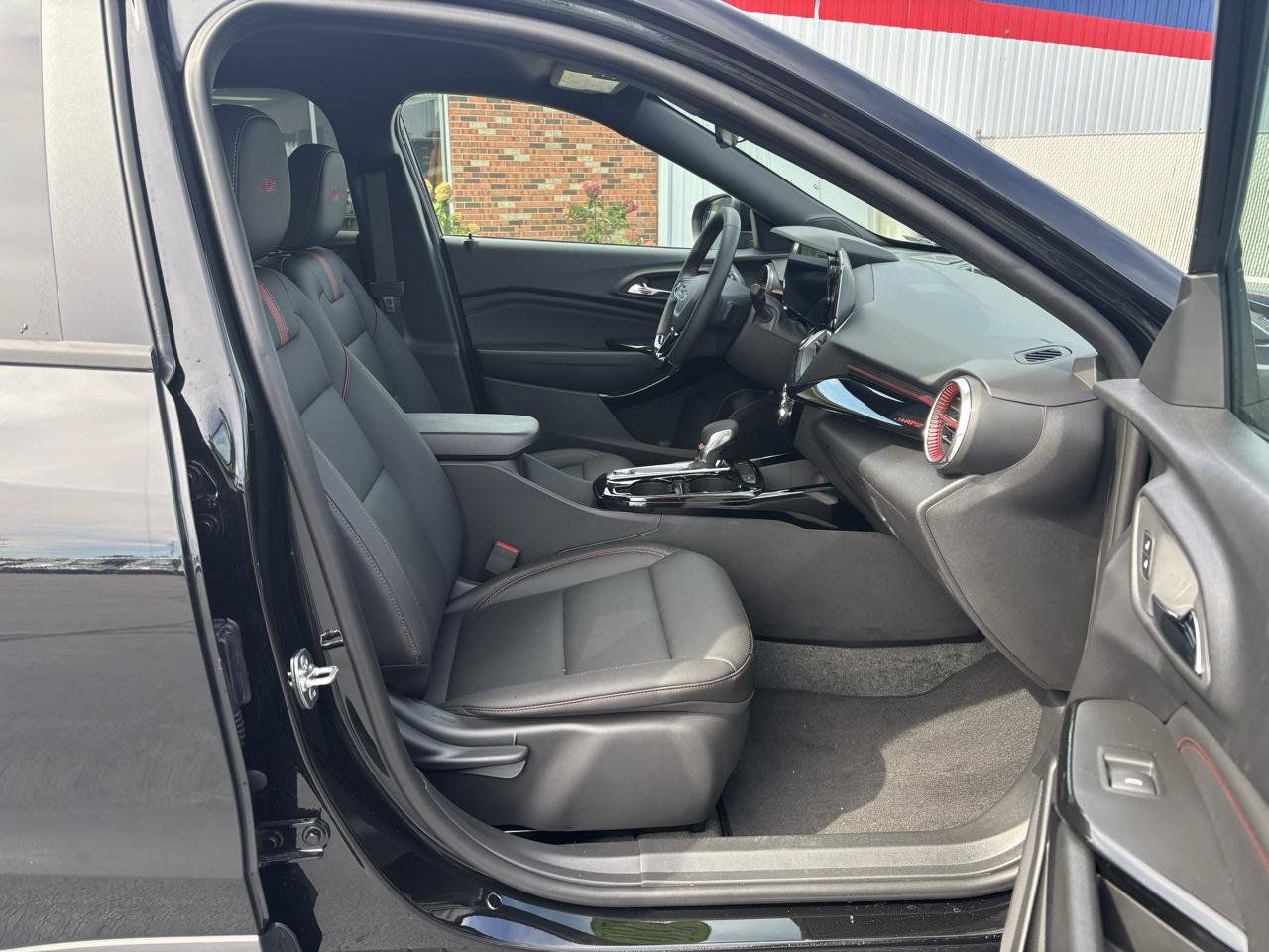 Used 2026 Chevrolet Trax RS w/ Driver Confidence Package FWD image 13