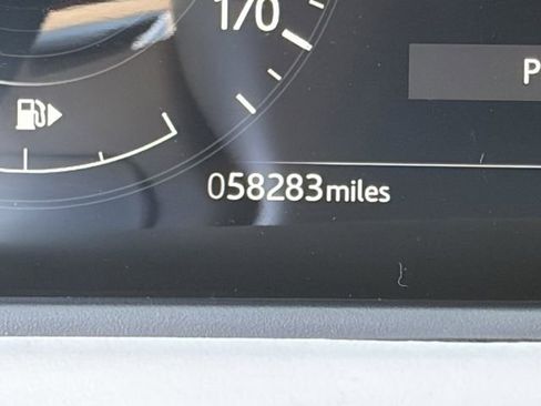 Used 2021 Land Rover Range Rover Velar S image 12