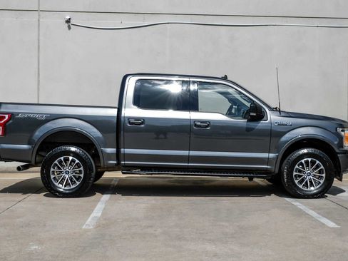 Used 2019 Ford F150 XLT w/ Equipment Group 302A Luxury image 7