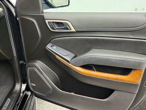 Used 2019 GMC Yukon Denali w/ Open Road Package image 28