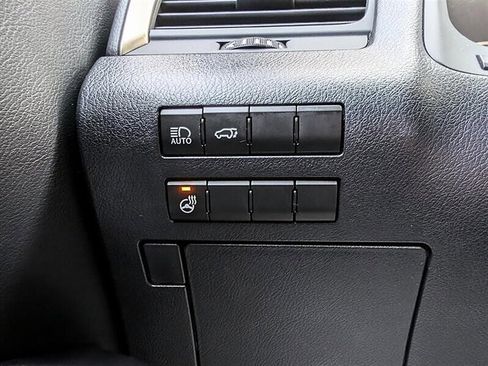 Used 2021 Lexus RX 350L Premium w/ Premium Package image 26