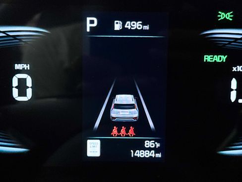 Used 2025 Kia Niro EX FWD image 36