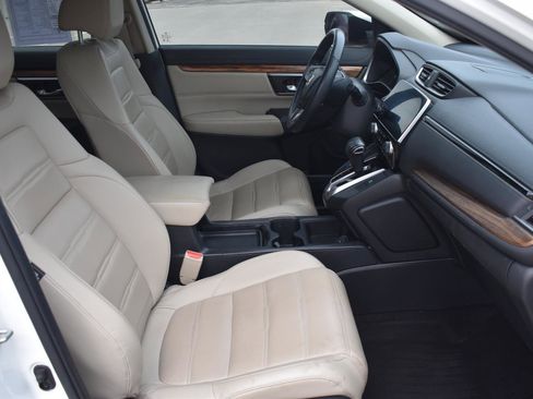 Used 2018 Honda CR-V Touring image 16