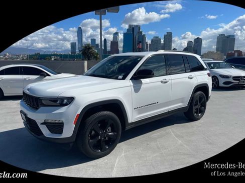 Used 2023 Jeep Grand Cherokee Limited w/ Black Appearance Package image 1