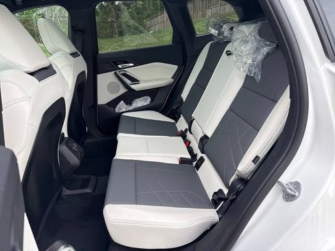 New 2026 BMW X1 xDrive28i w/ M Sport Package AWD/4WD image 24